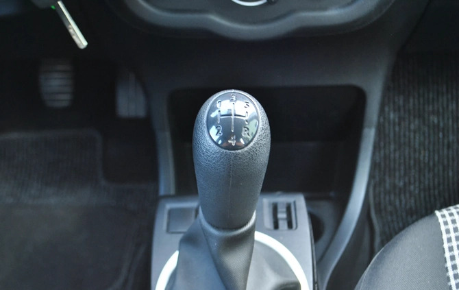 Renault Twingo cena 29555 przebieg: 43000, rok produkcji 2015 z Przedecz małe 781